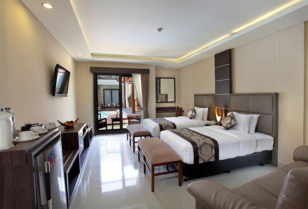 D'Penjor Seminyak Hotel Exterior foto