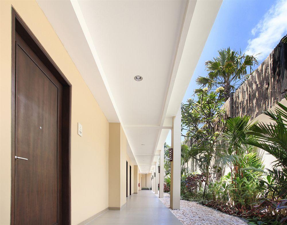 D'Penjor Seminyak Hotel Exterior foto