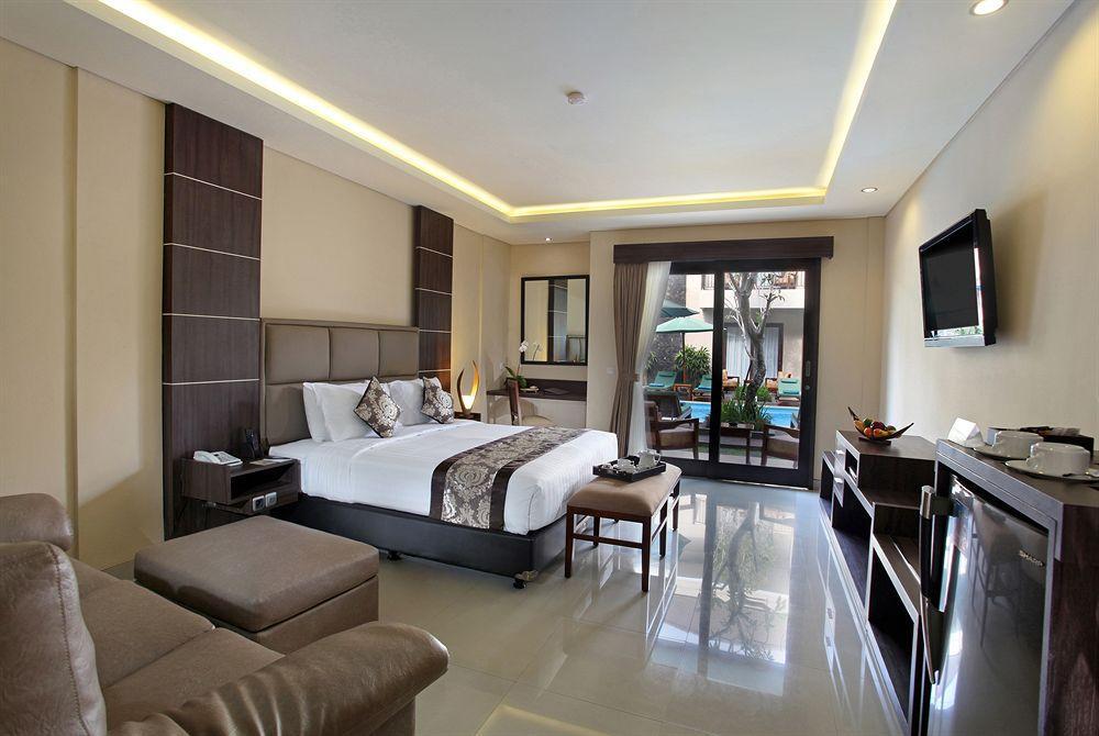 D'Penjor Seminyak Hotel Exterior foto
