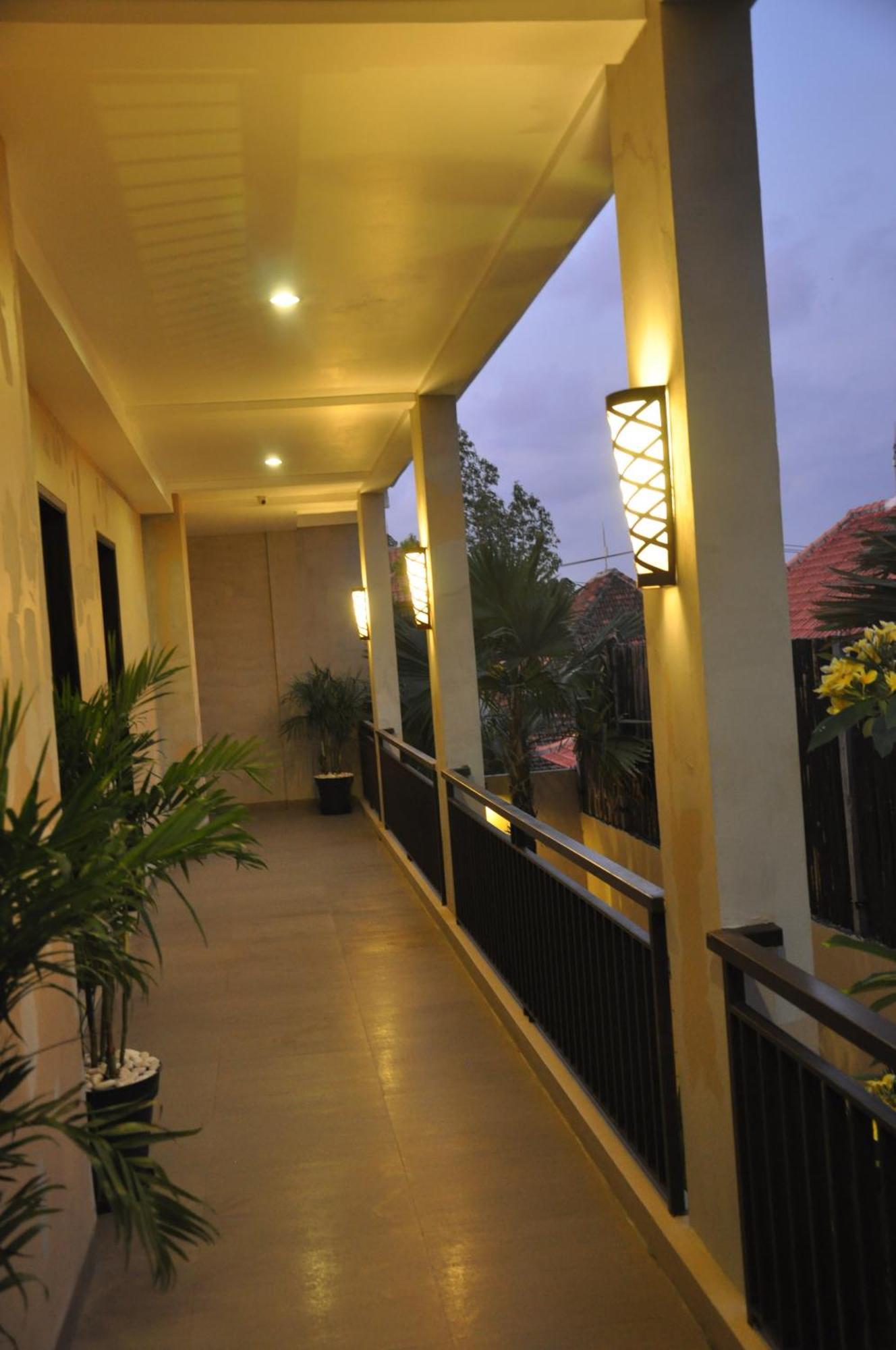 D'Penjor Seminyak Hotel Exterior foto