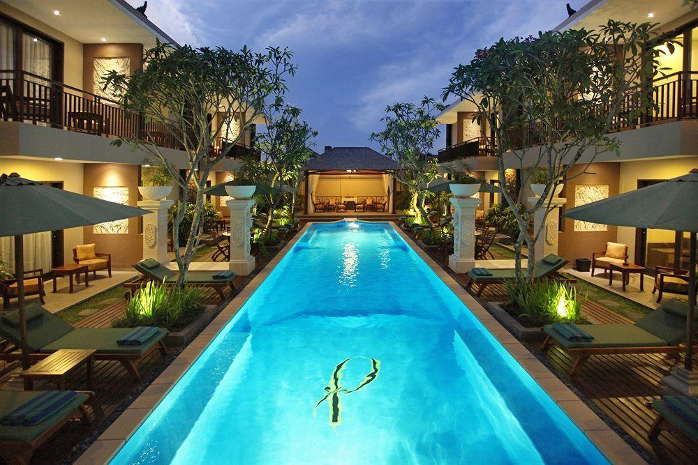 D'Penjor Seminyak Hotel Exterior foto