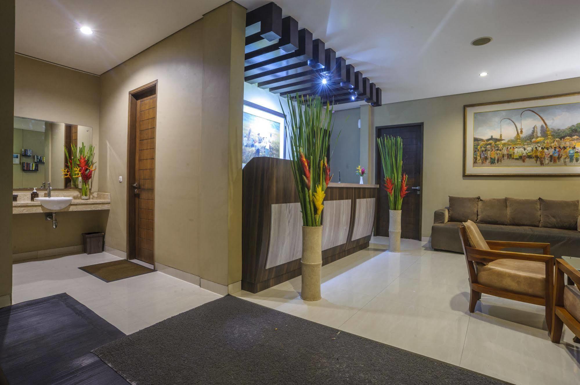 D'Penjor Seminyak Hotel Exterior foto