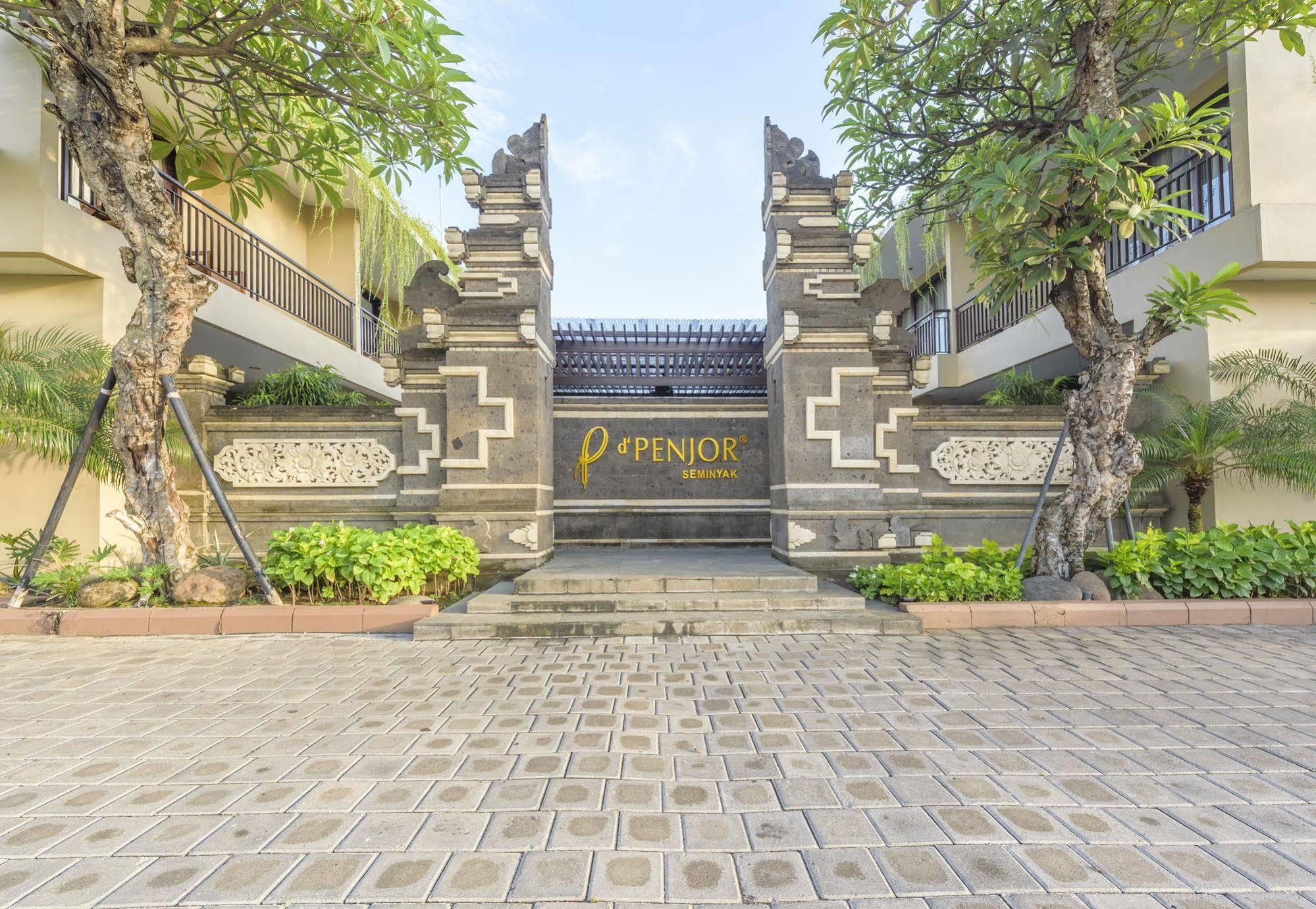 D'Penjor Seminyak Hotel Exterior foto